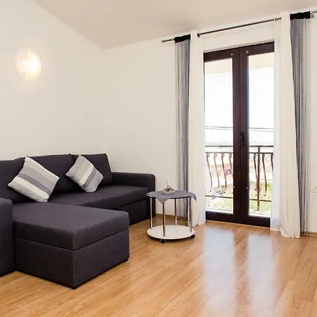 Apartment Solin Apartment Solin