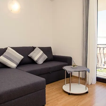 Apartment Solin Apartment Solin