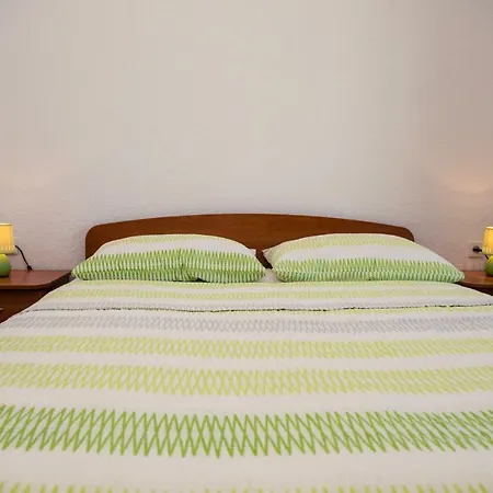 Apartment Solin Apartment *